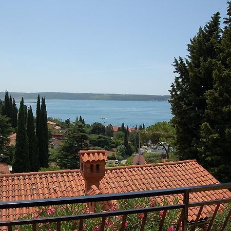 Apartments Mediteran Portorož Oda fotoğraf