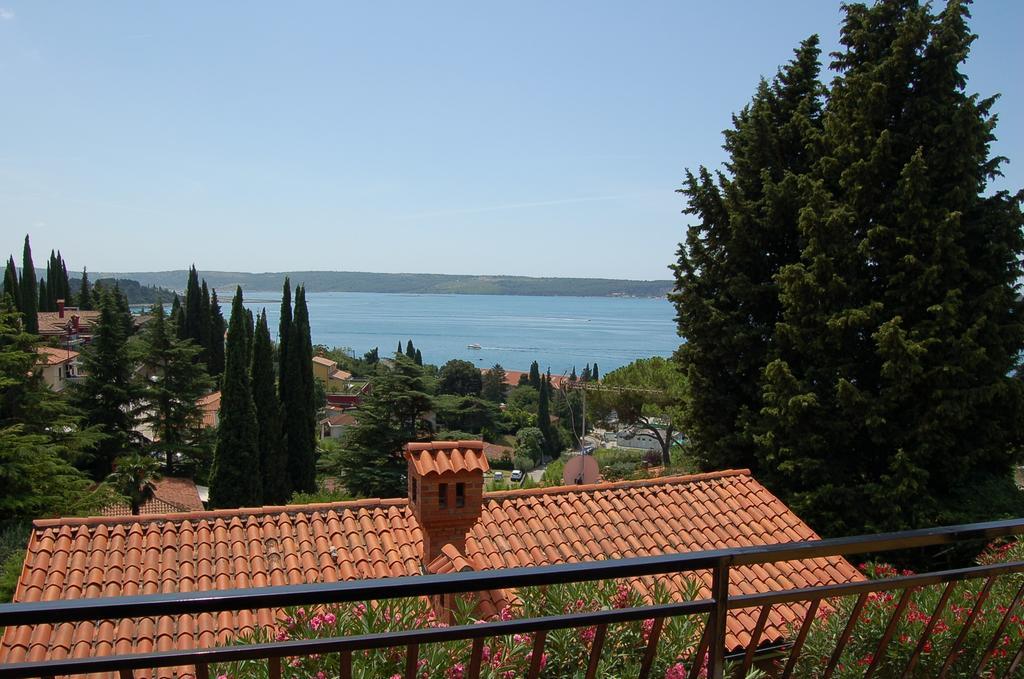 Apartments Mediteran Portorož Oda fotoğraf